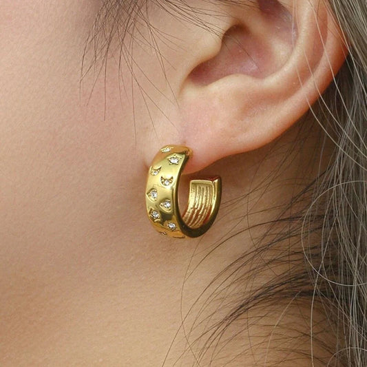 Minimal jewelry C shape crystal diamond paved women fashion custom gold plated stainless steel hoop earring