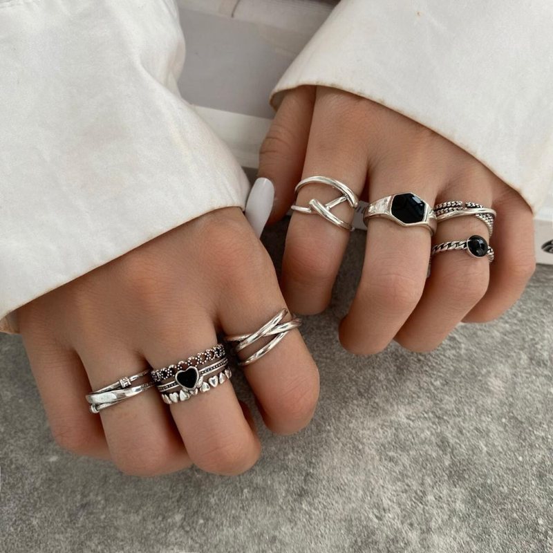 Rings Set - 7 Pcs Black Stone, Twisted, Heart Shaped Adjustable Rings Set For Women and Girls